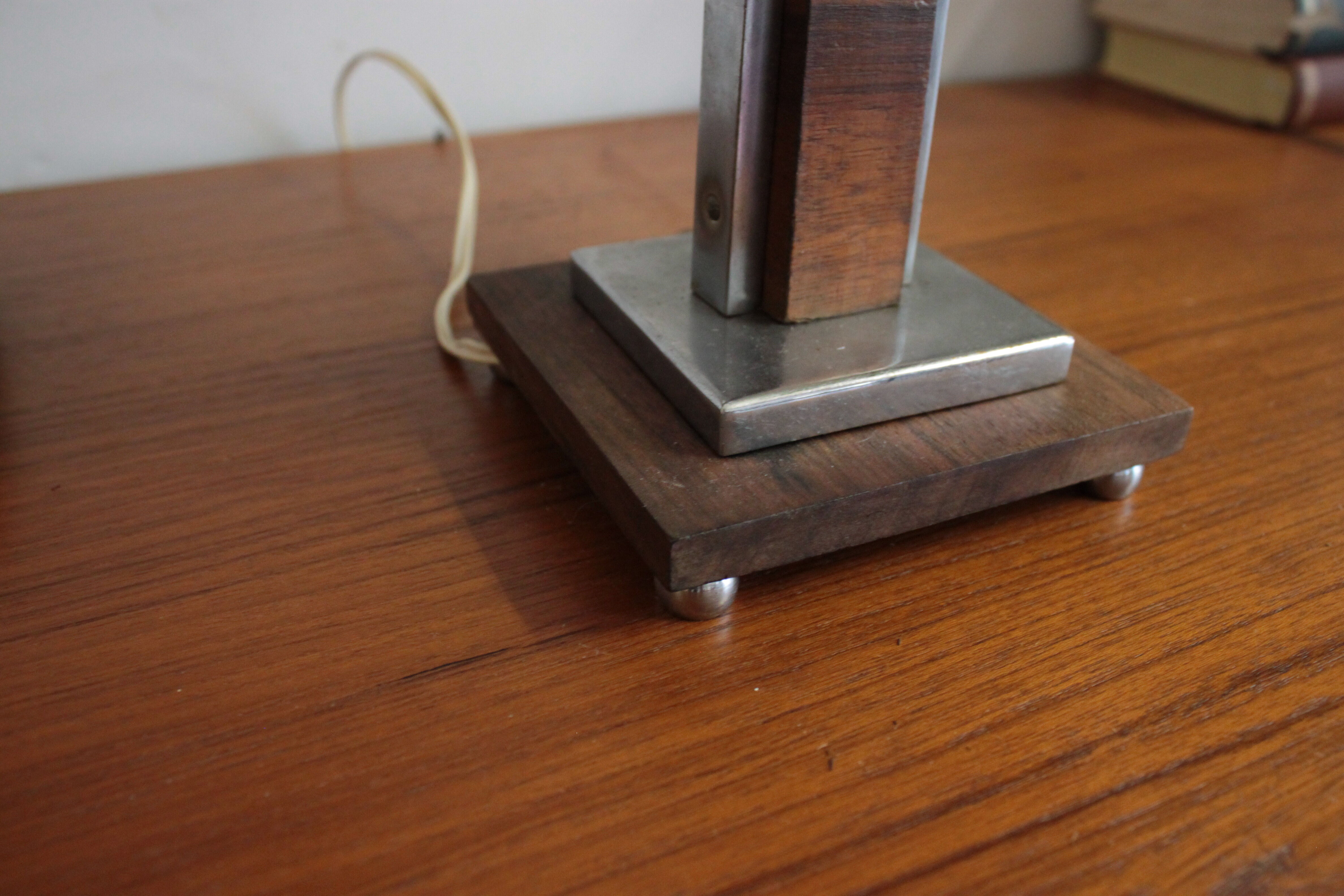 Pair of Art Deco rosewood chandelier table lamp