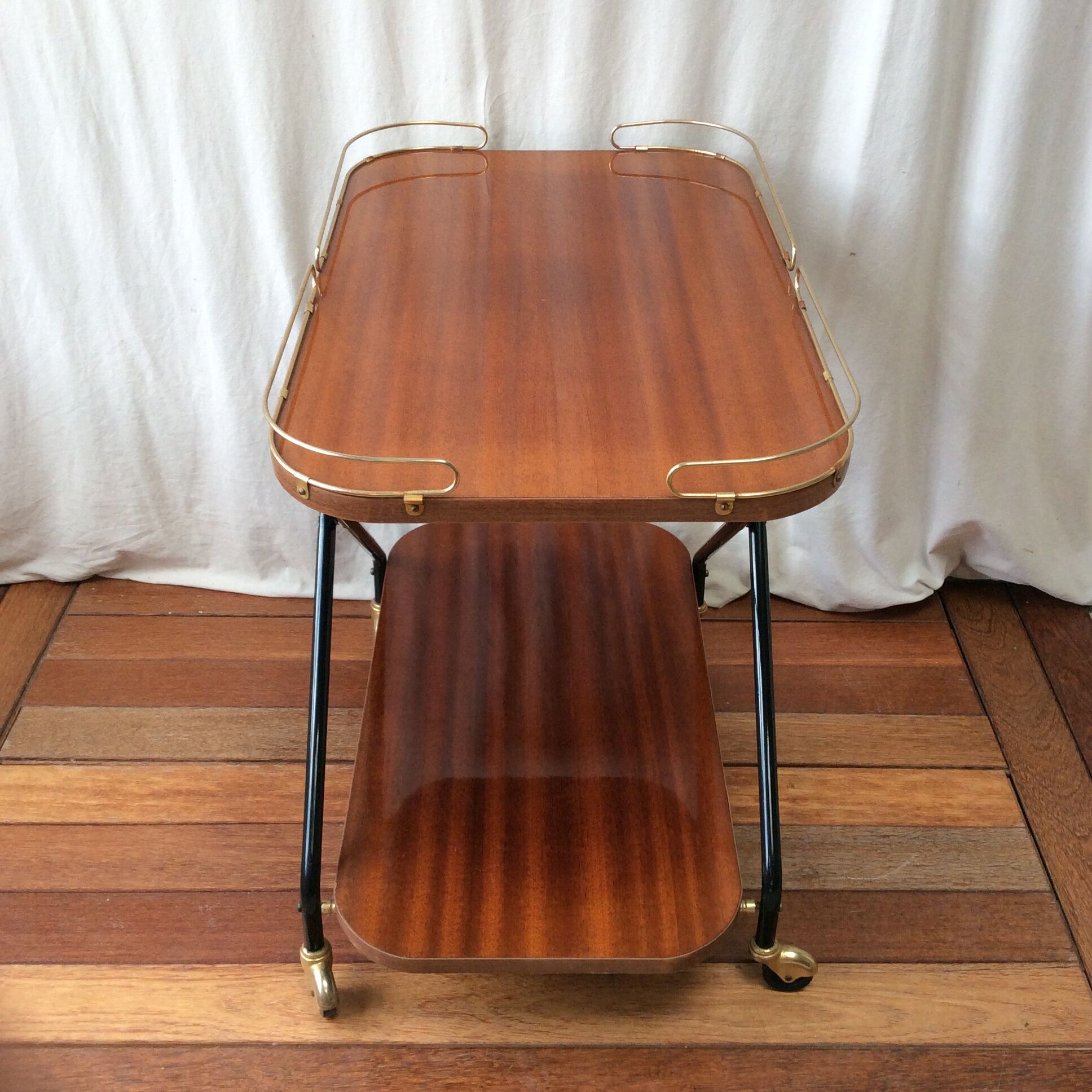 Desert vintage formica