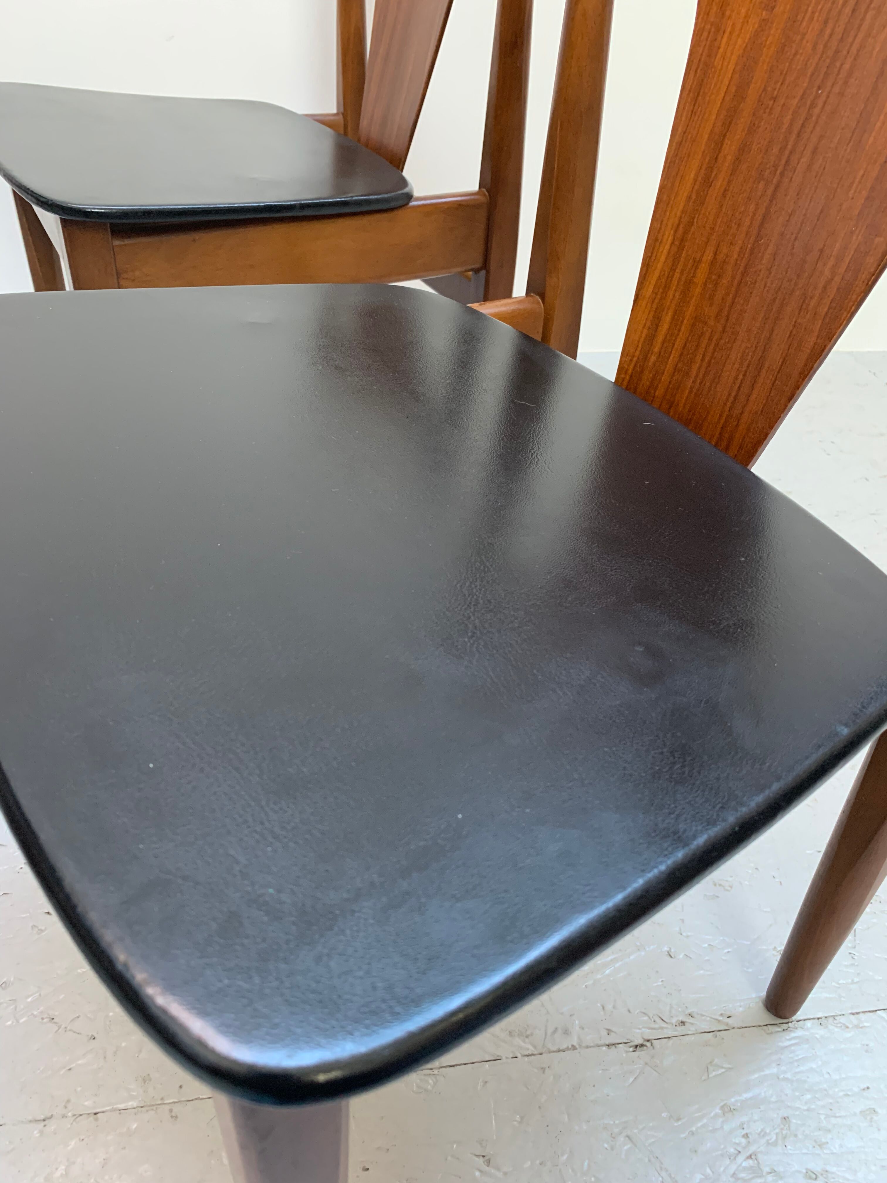 Scandinavian style chairs Eon Furniture 60s