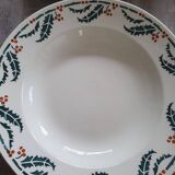Assiettes creuses lunéville houx