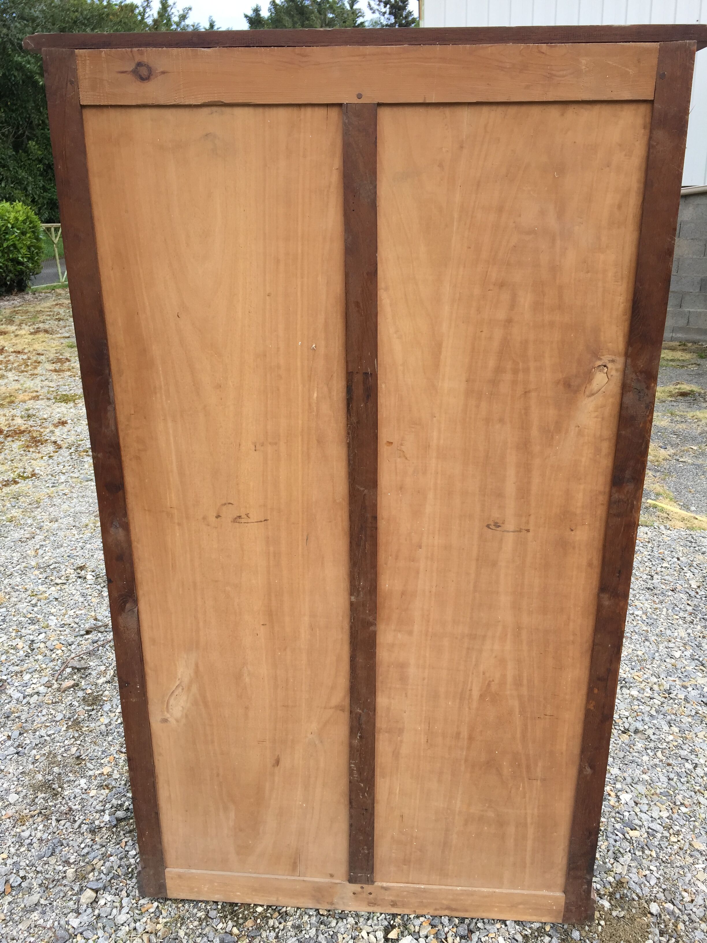 Oak double curtain workshop cabinet