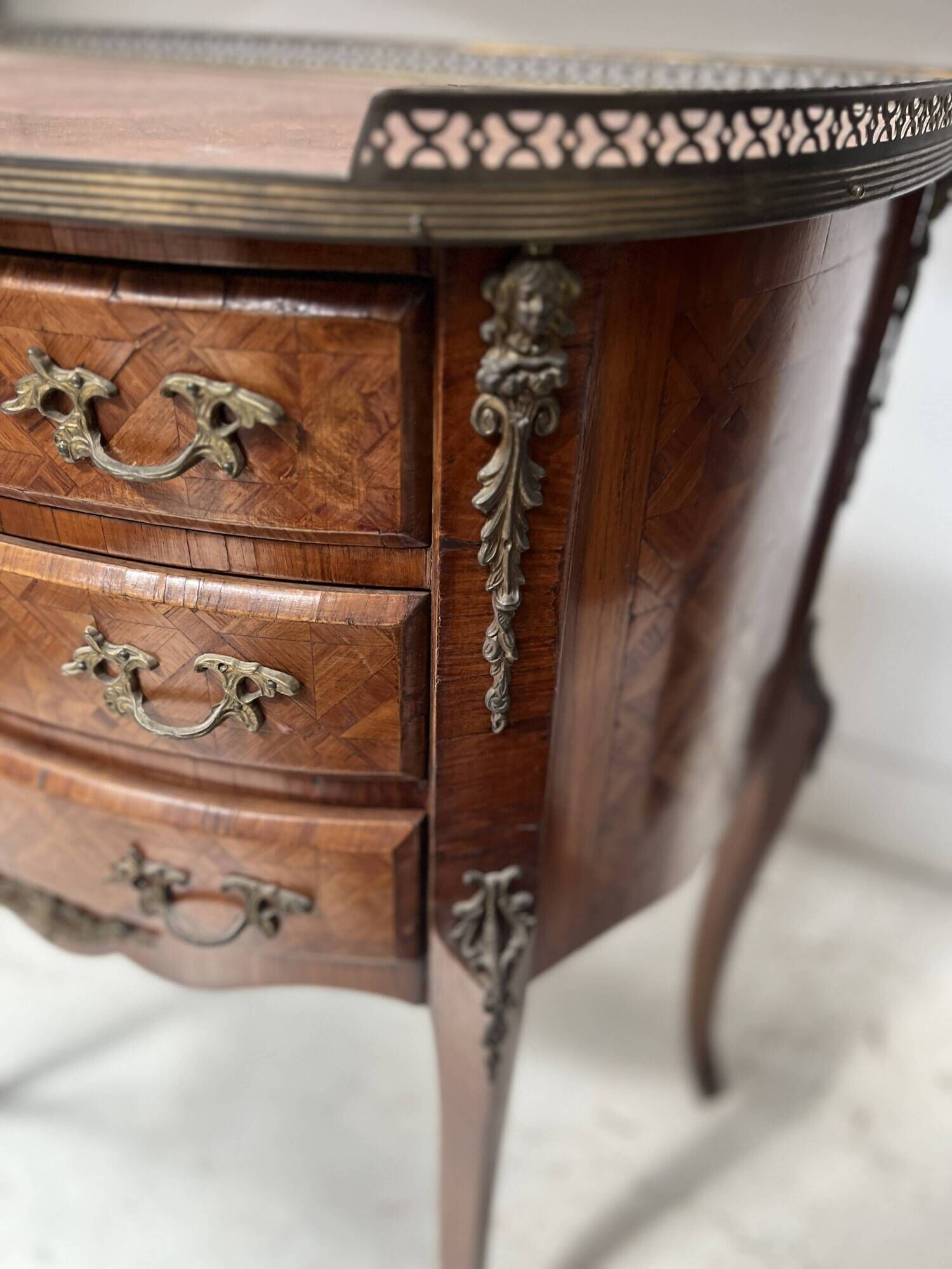 Half-moon commode in Louis XV style with cube marquetry from the 20th century.