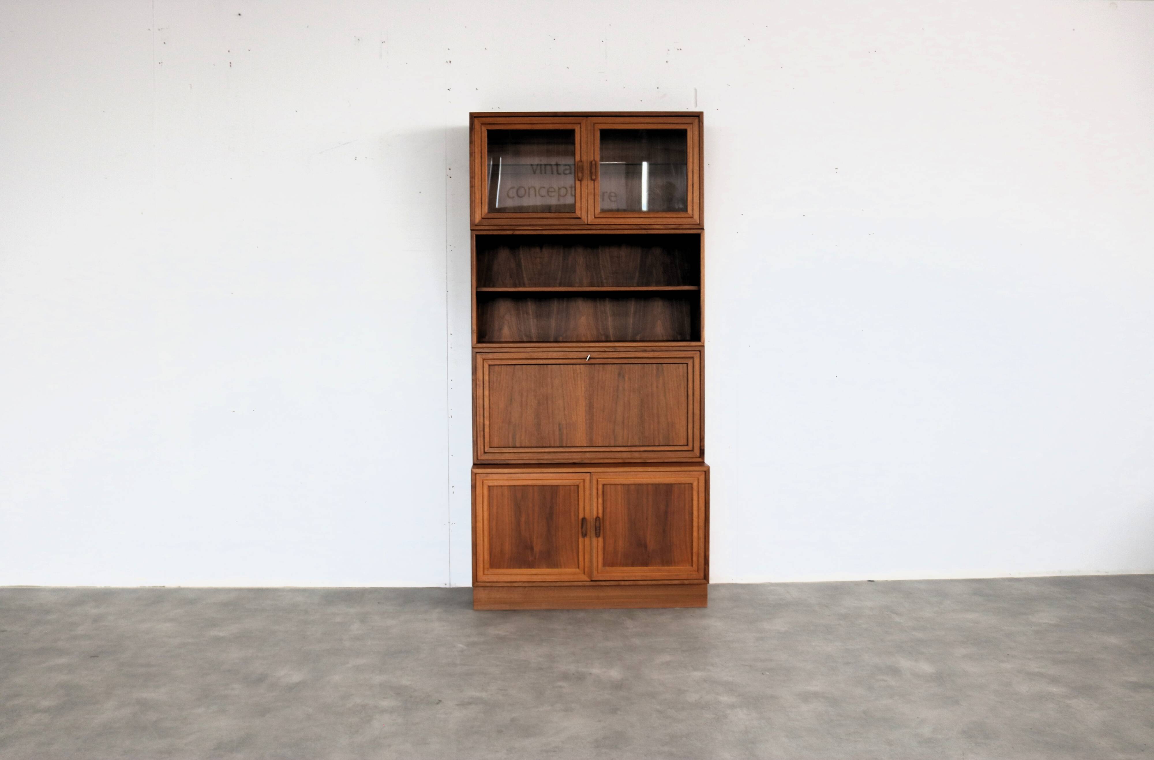 Vintage wall unit | wall cabinet | 1960s | modular