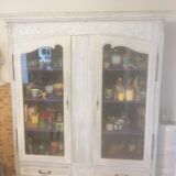 Lorraine wardrobe