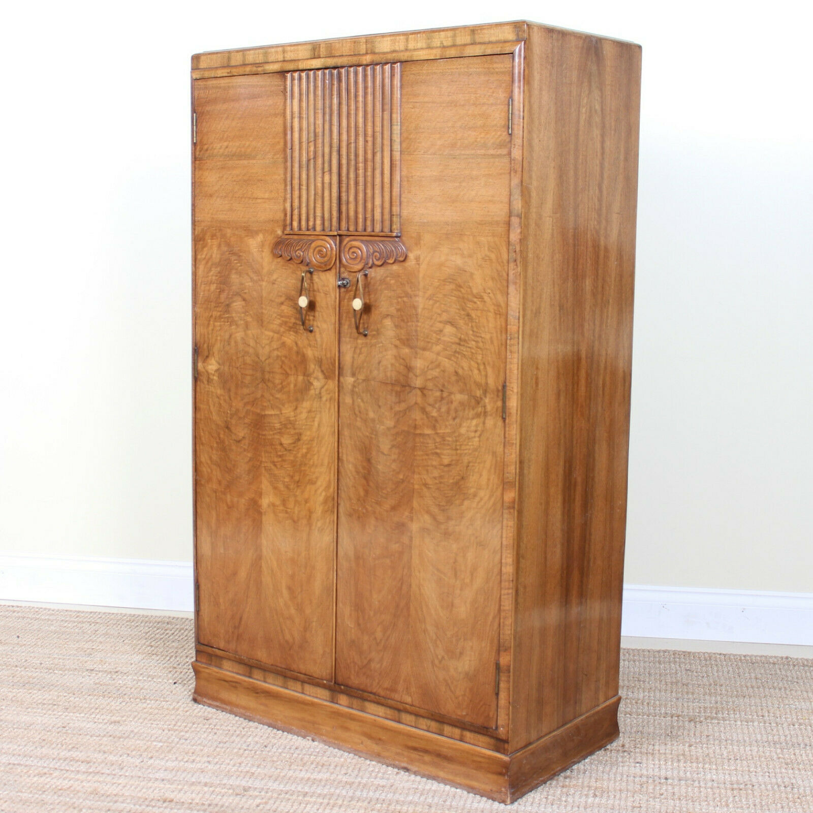 Wardrobe compactum Walnut art deco period