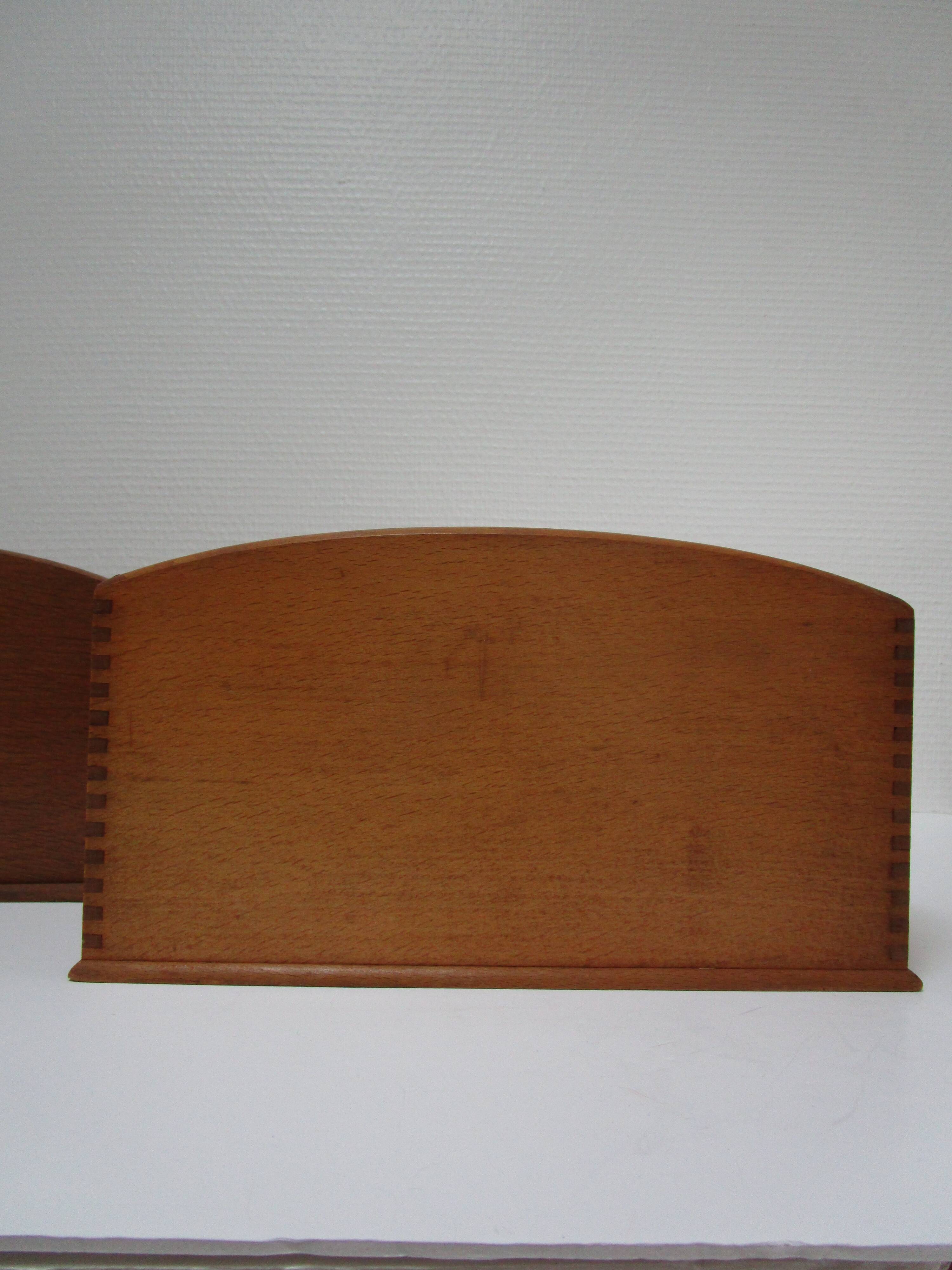Deux range-courrier bois massif vintage