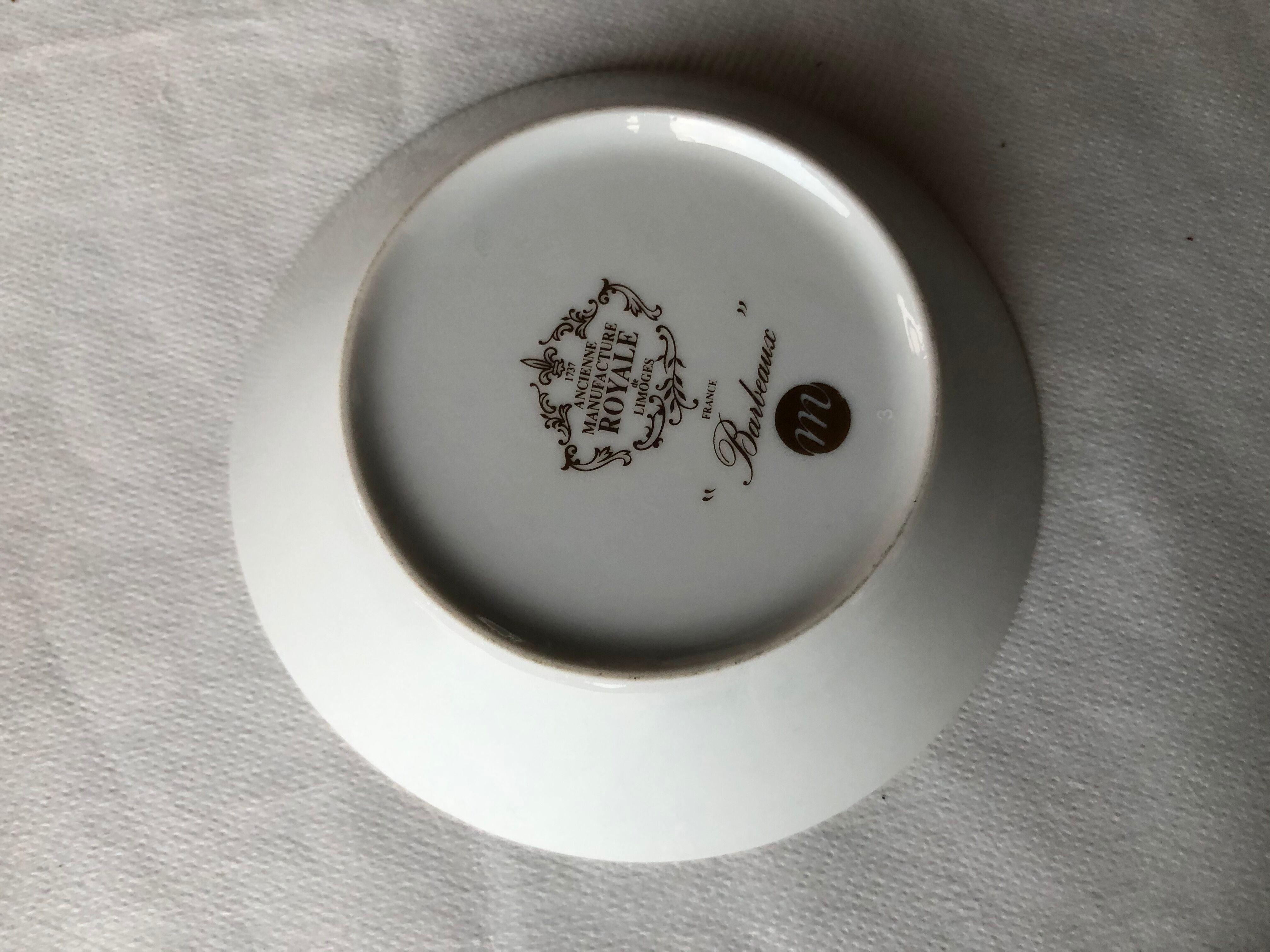 Historic cup former Royal Manufacture of Limoges (reproduction)