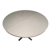 Round table