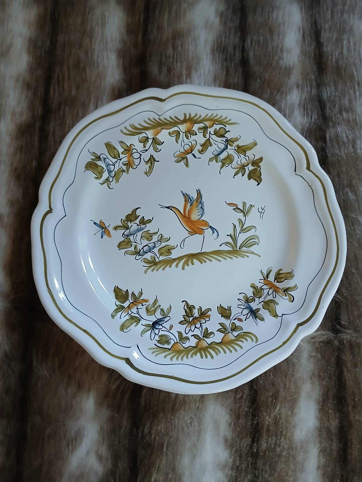 Antique Moustiers flat plate