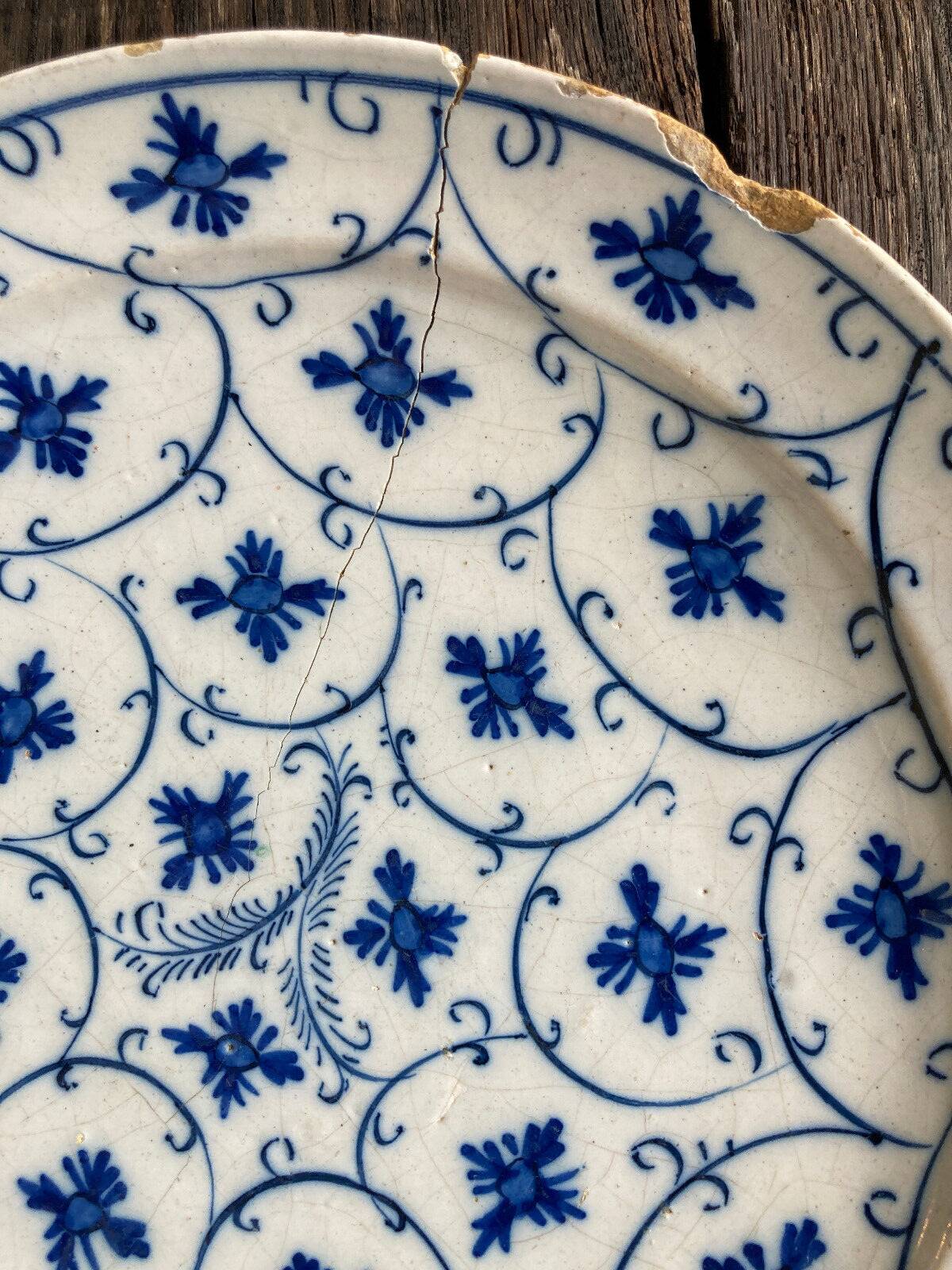 Lot de 7 assiettes faience XVIIIe - camaieu bleu