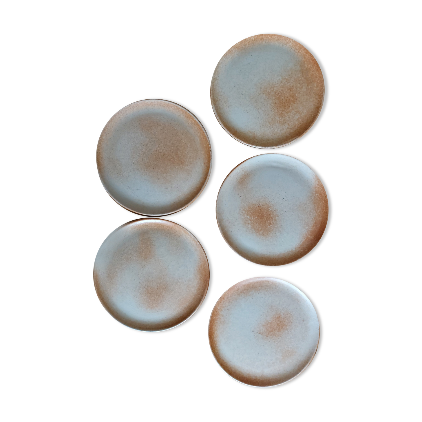 5 assiettes en grès