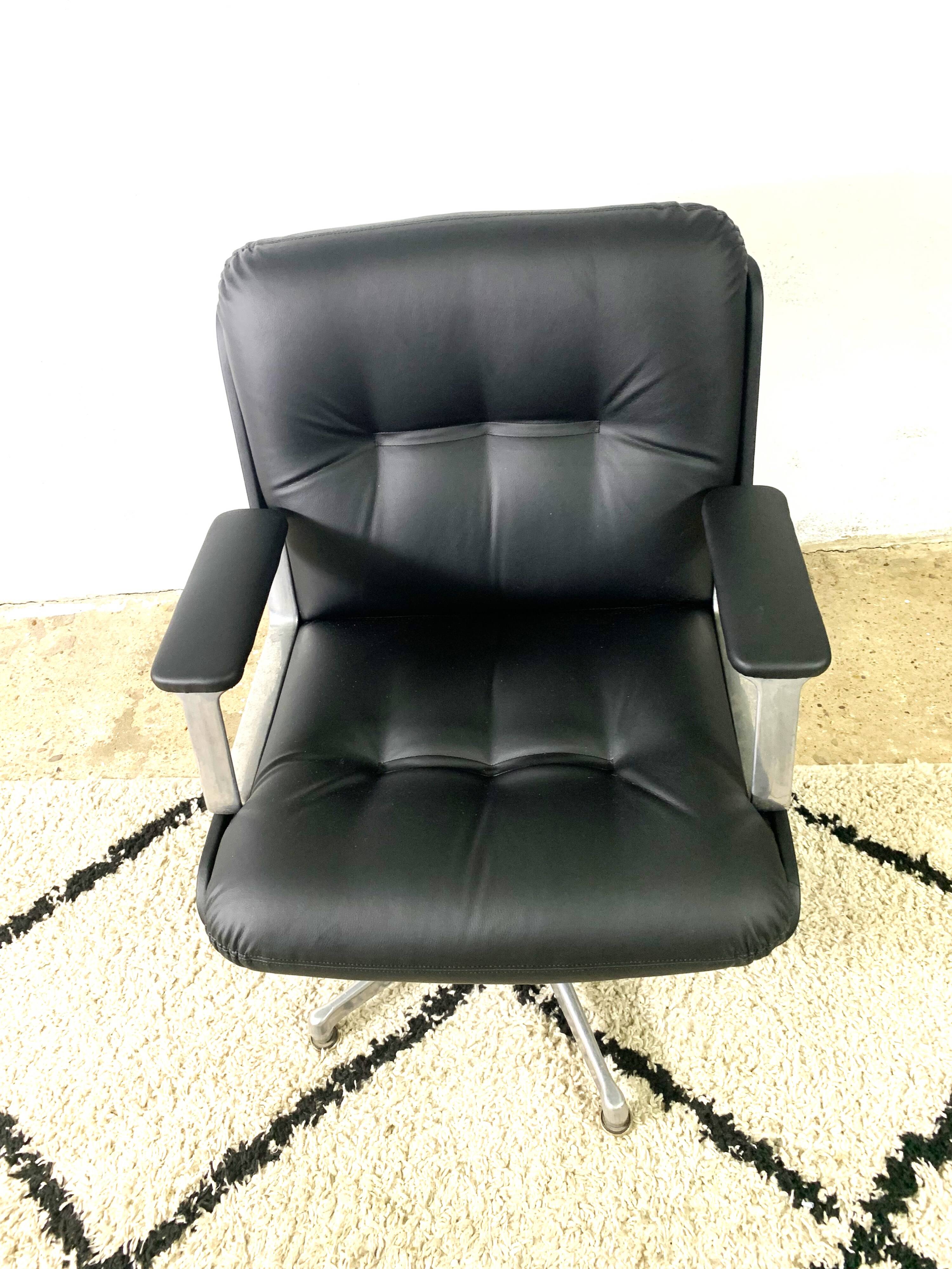 Italian Design Office Leatherette Armchair By Vaghi