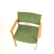 Fauteuil en chêne et velours années 60