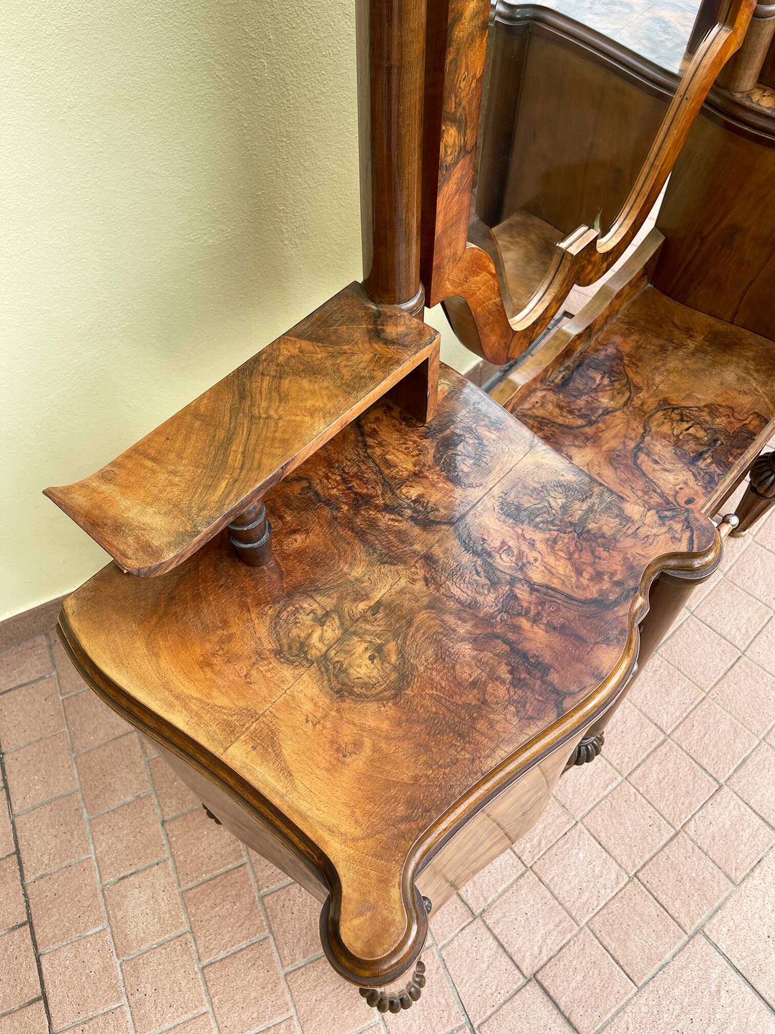 Pétinuse Art Déco Italienne Années 1910