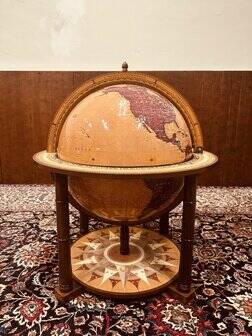 Classic Italian Zoffoli Aries globe bar floor model