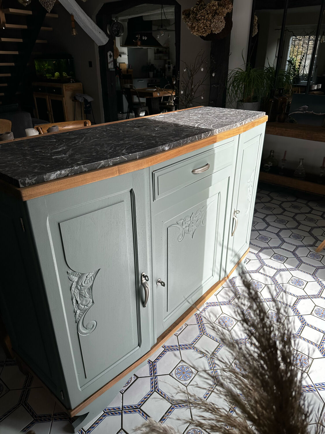 Bahut art deco revamped