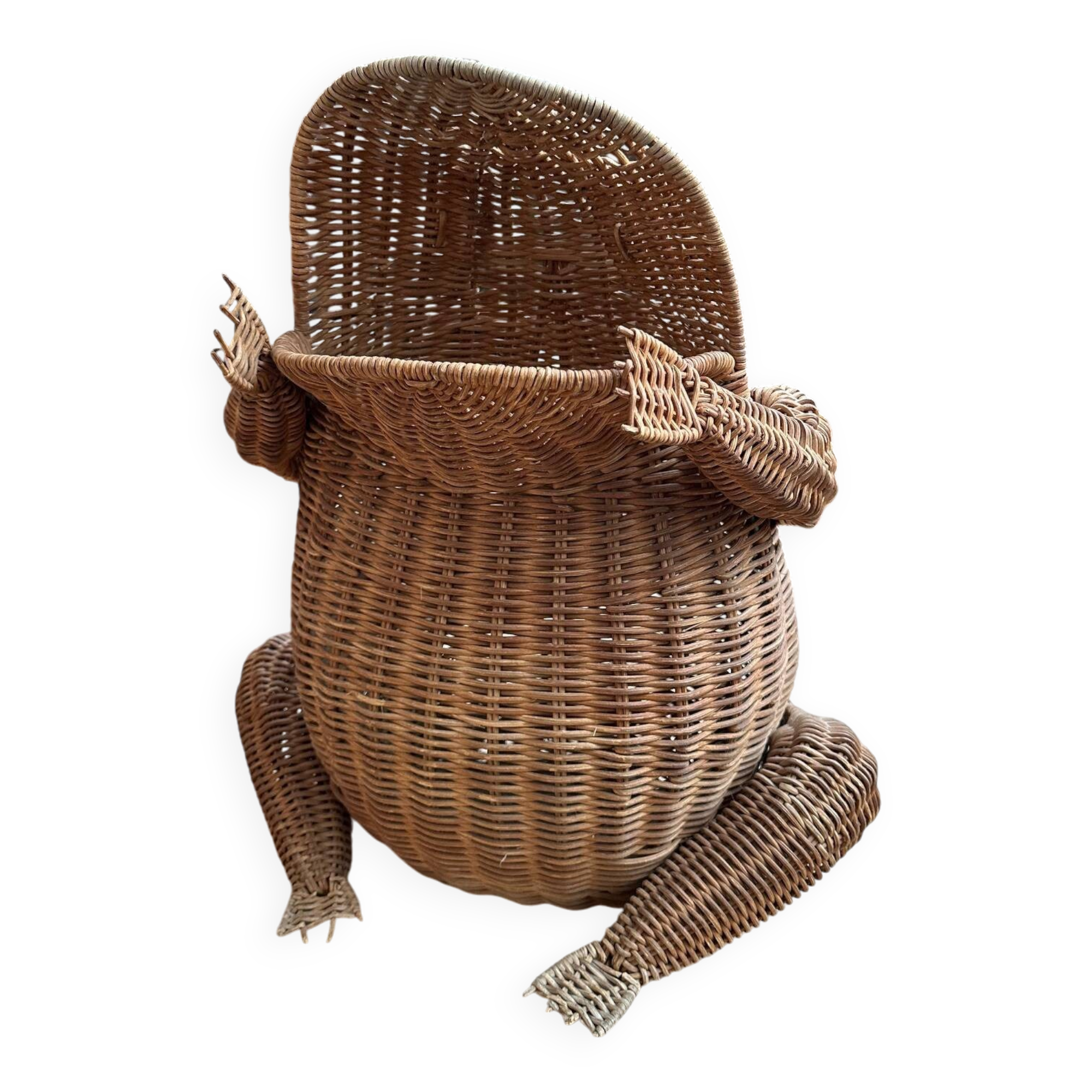 Frog magazine rack by Olivier Cajan