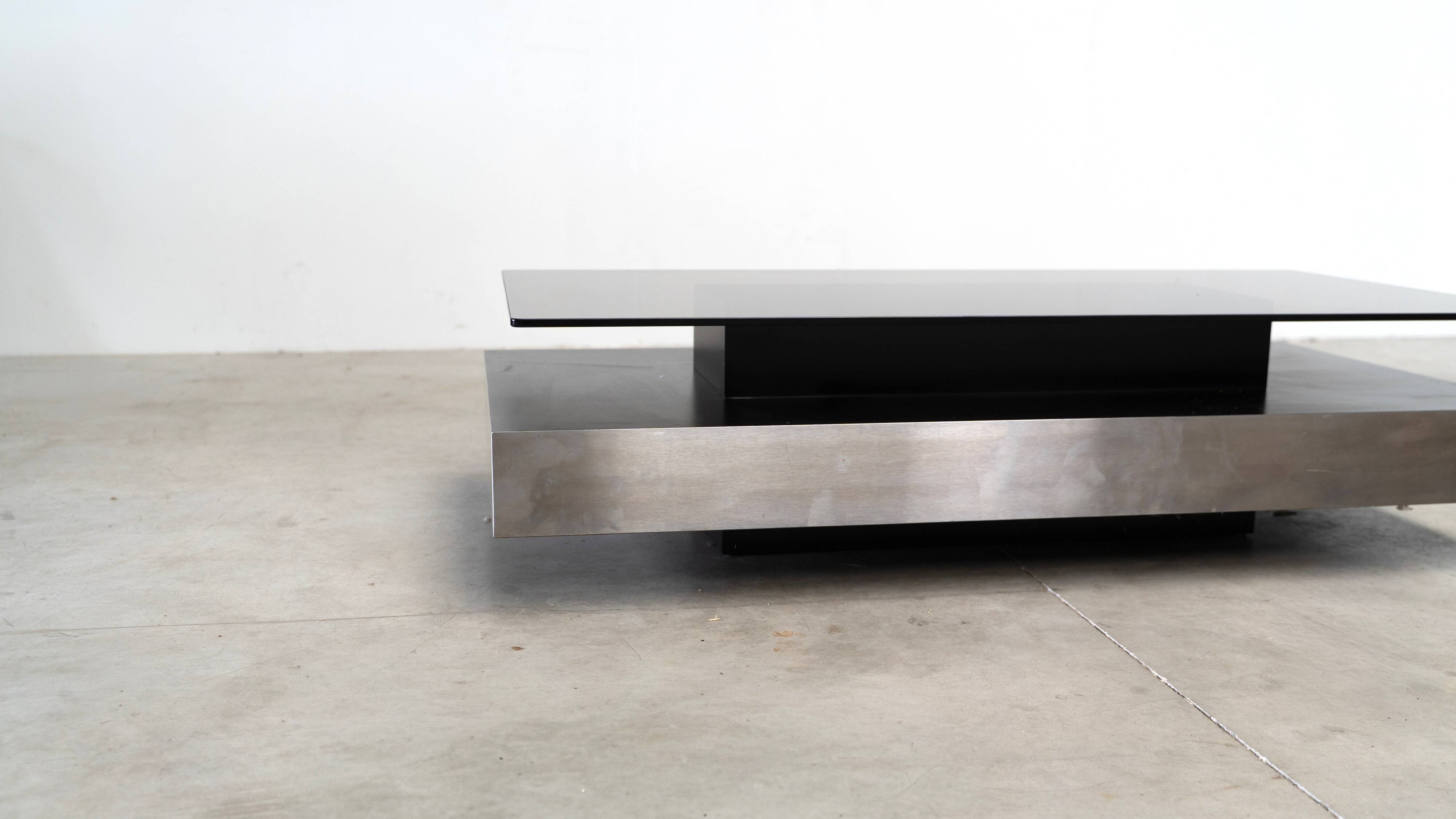 Table basse à deux niveaux par Roche Bobois
