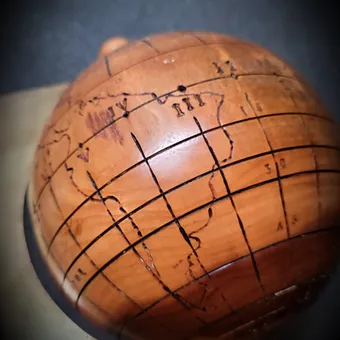 Map World vintage handcrafted wooden