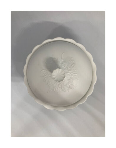 Sucrier en porcelaine