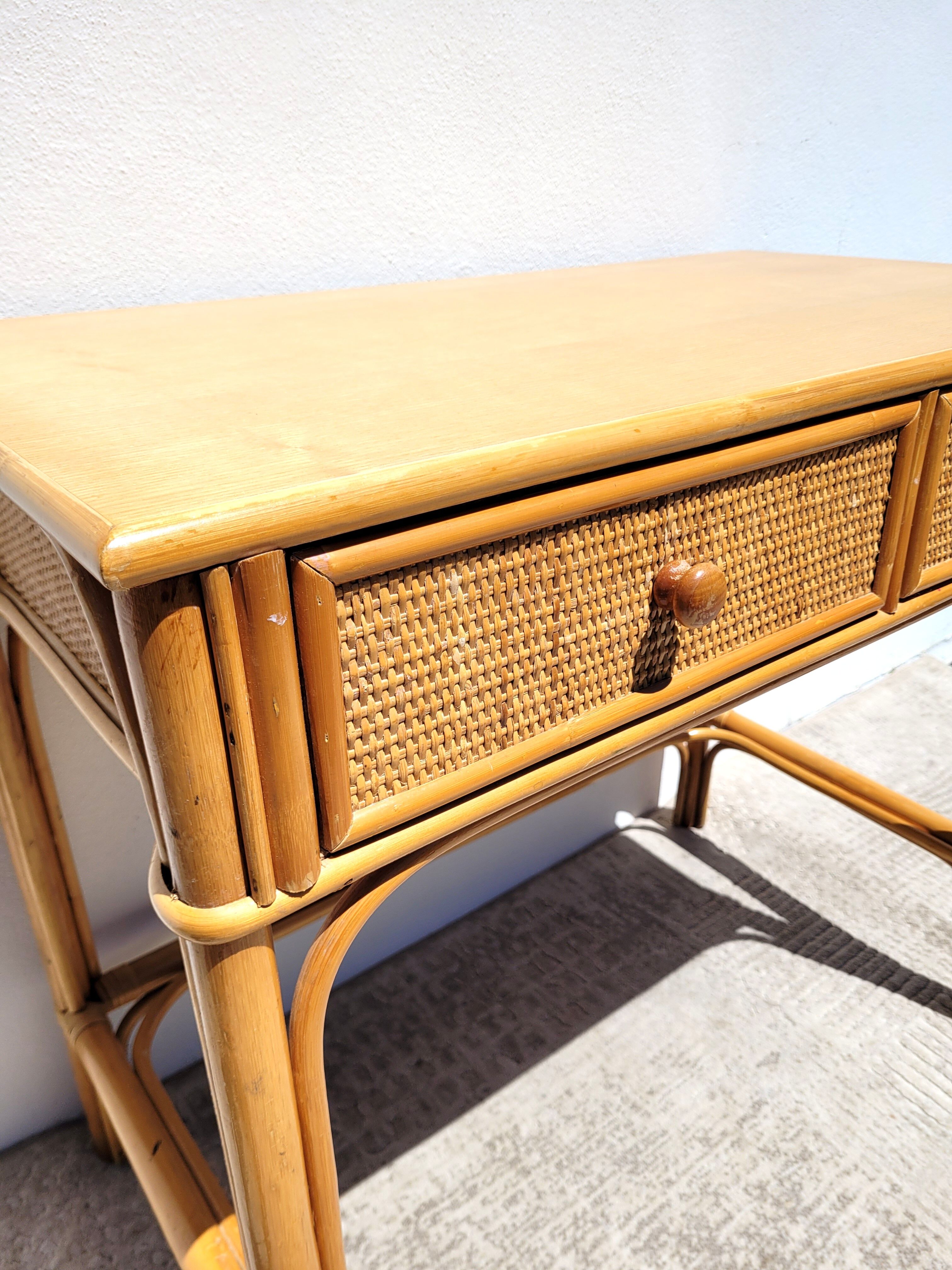 Desk 2 drawers vintage rattan