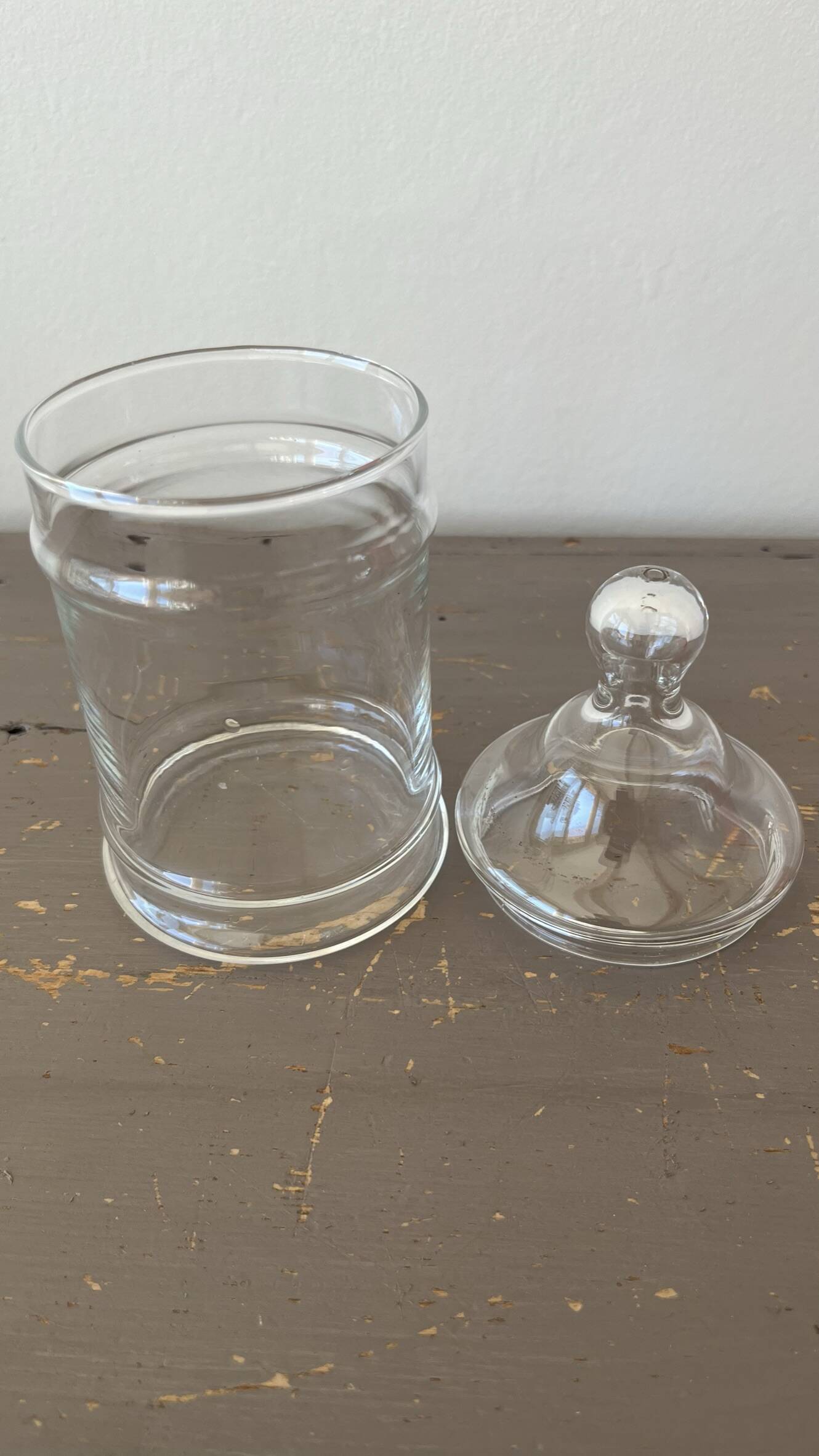 Glass apothecary jar