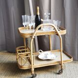 Vintage dessert in rattan