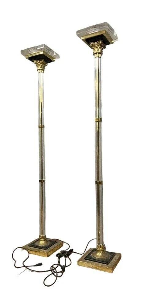 Maison Roméo – Pair of large floor lamps, circa 1970 (B) Lucite and gilded bronze