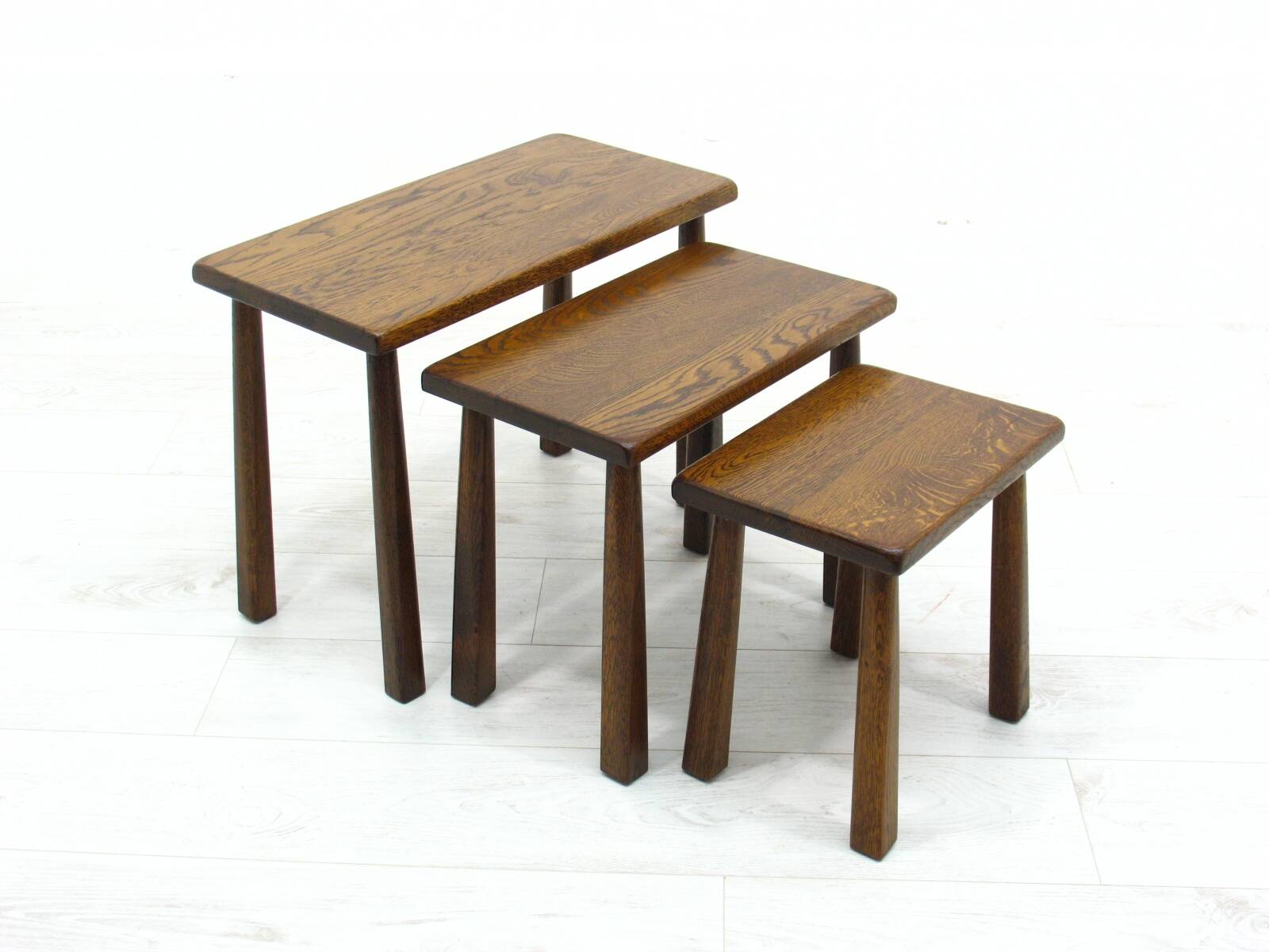 Oak Nesting Tables.
