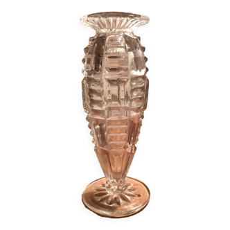 Vase taillé en verre