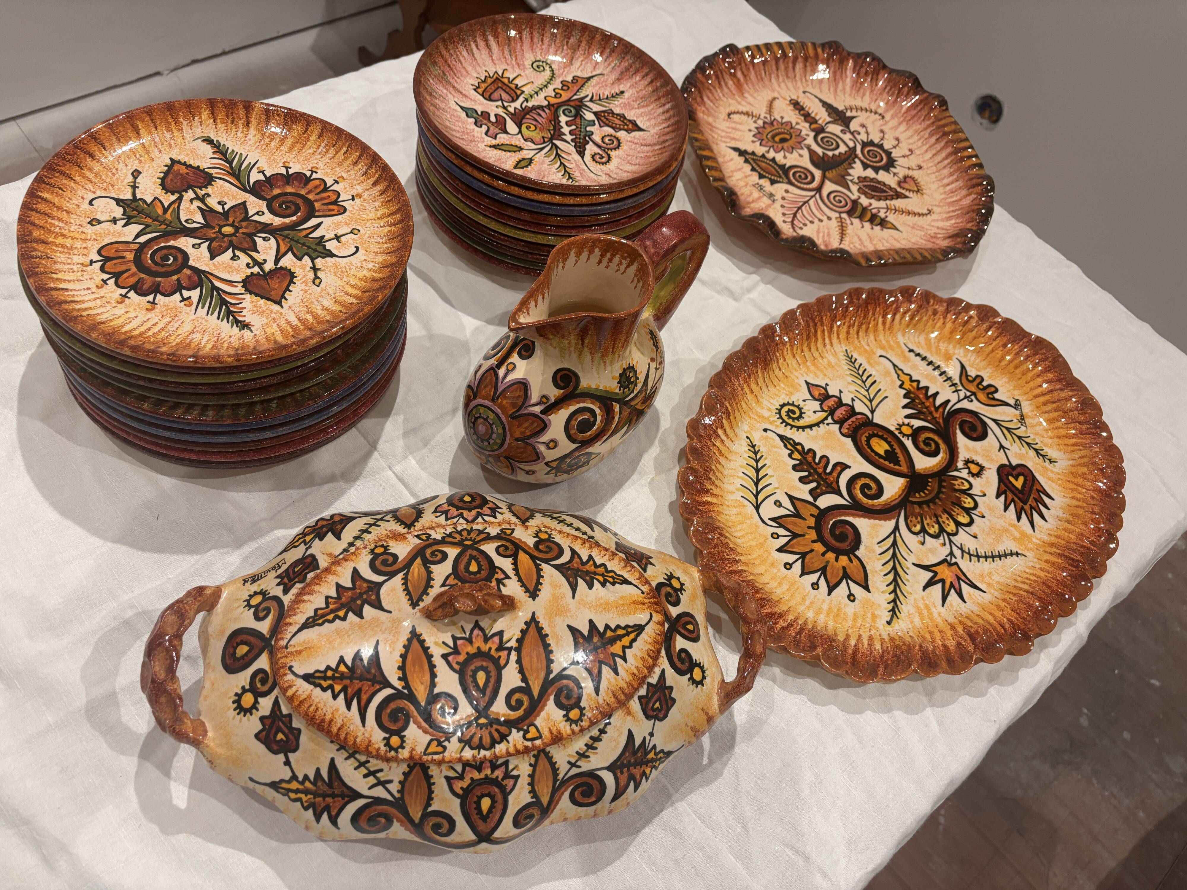 Paul Fouillen dinner service in Quimper, 26 pieces