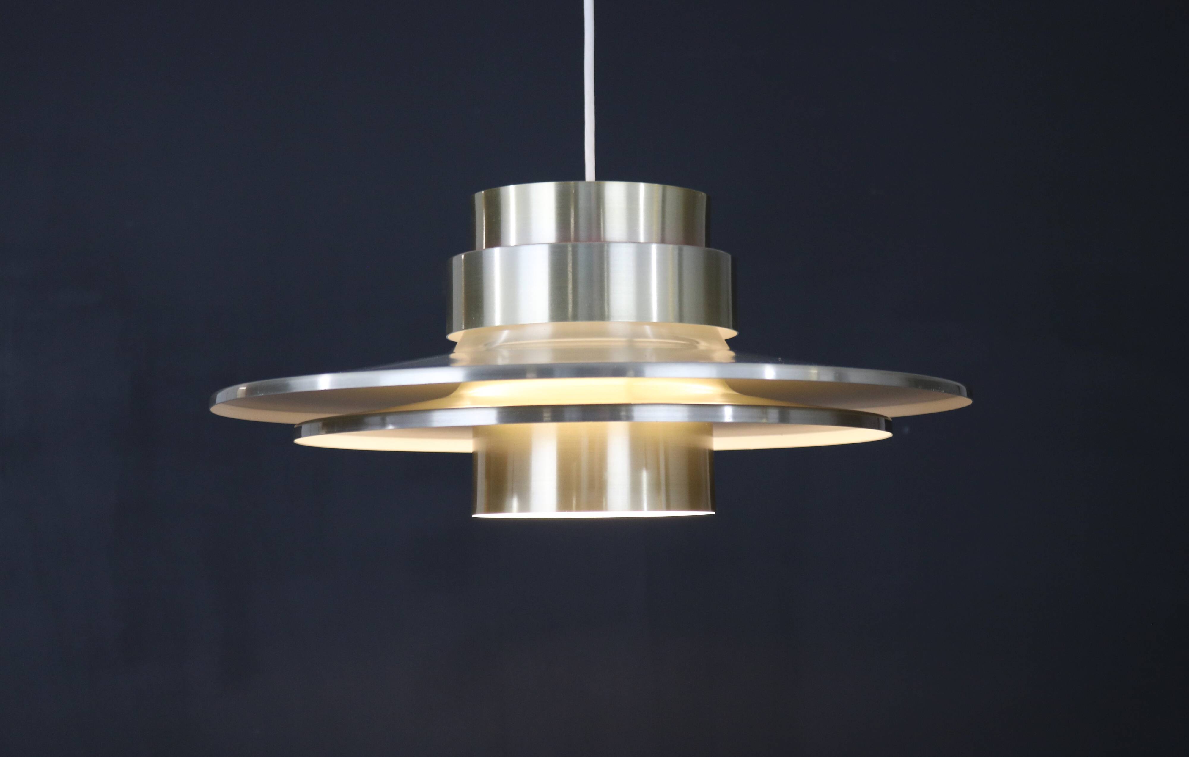 Lampe design nordique fou | Lyskaer Belysning | Lampe des années 70 | Design scandinave