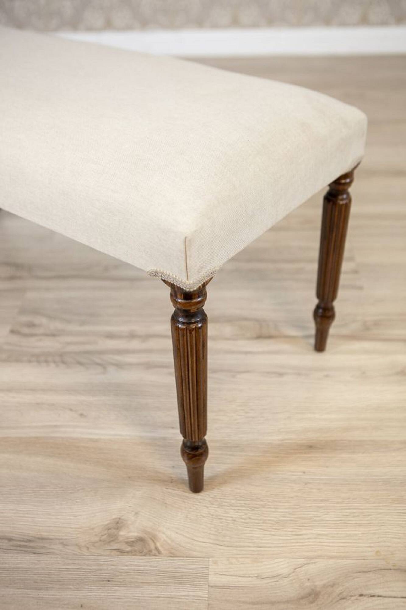 Mid-Century Neoclassical Louis XVI Style Bench with Cream Upholstery and Fluted