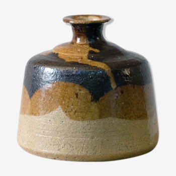 Ceramic vase signed "HIB"