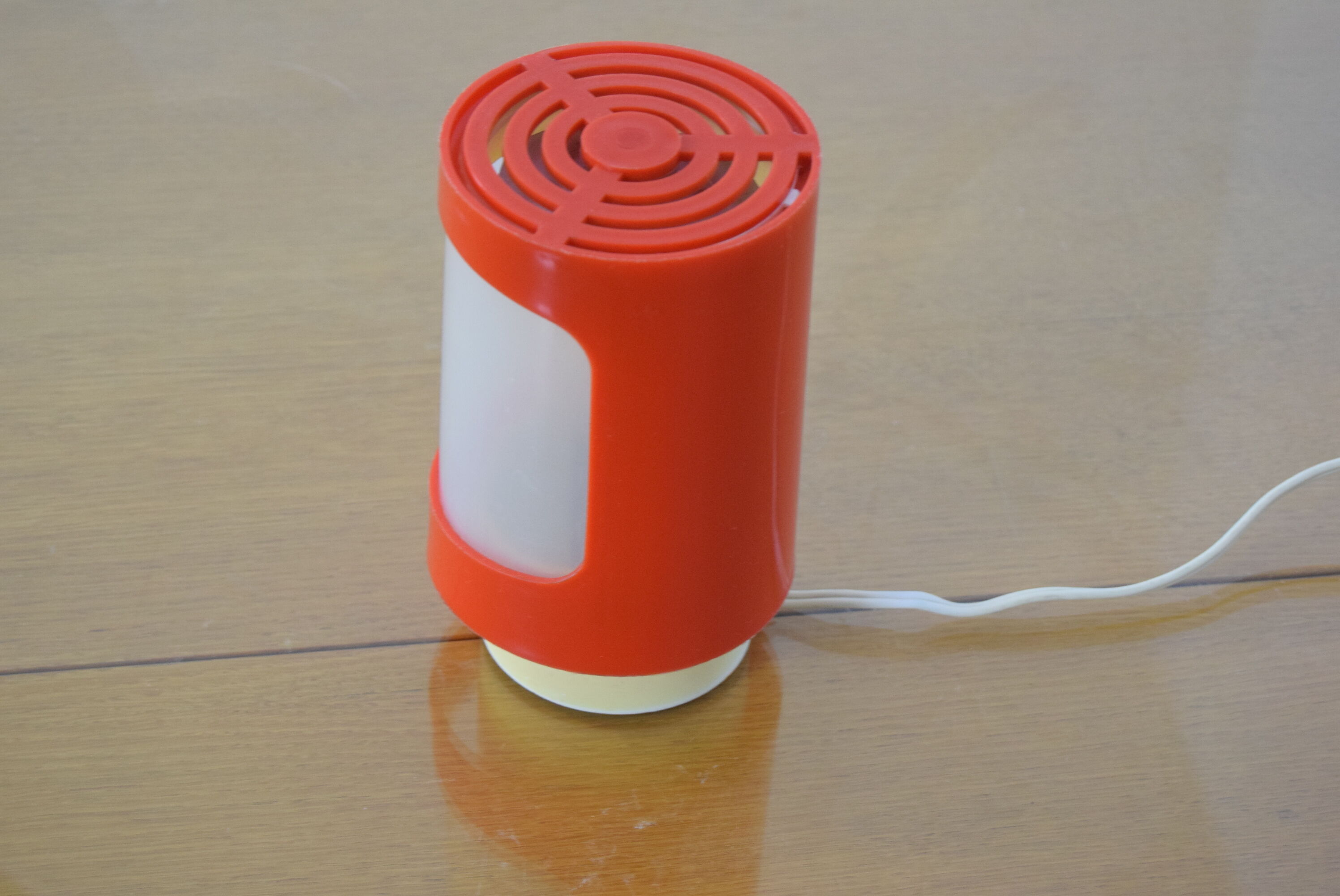 Mid-century Plastic Table Lamp, 1970‘s.