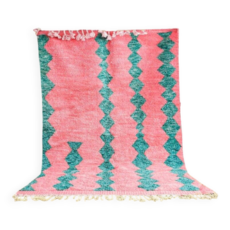 Handwoven Berber rug, size 150 x 250 cm