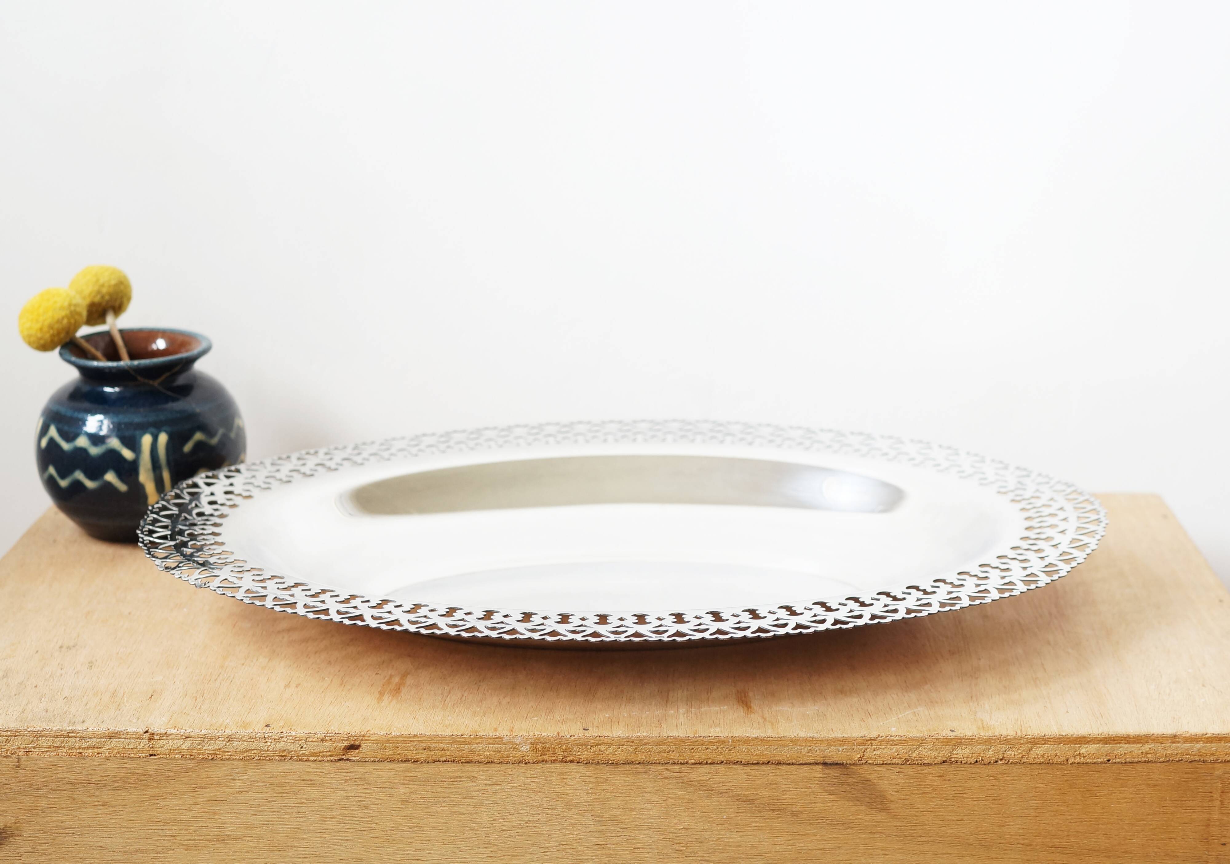 Silver-plated metal breadbasket 30s 40s