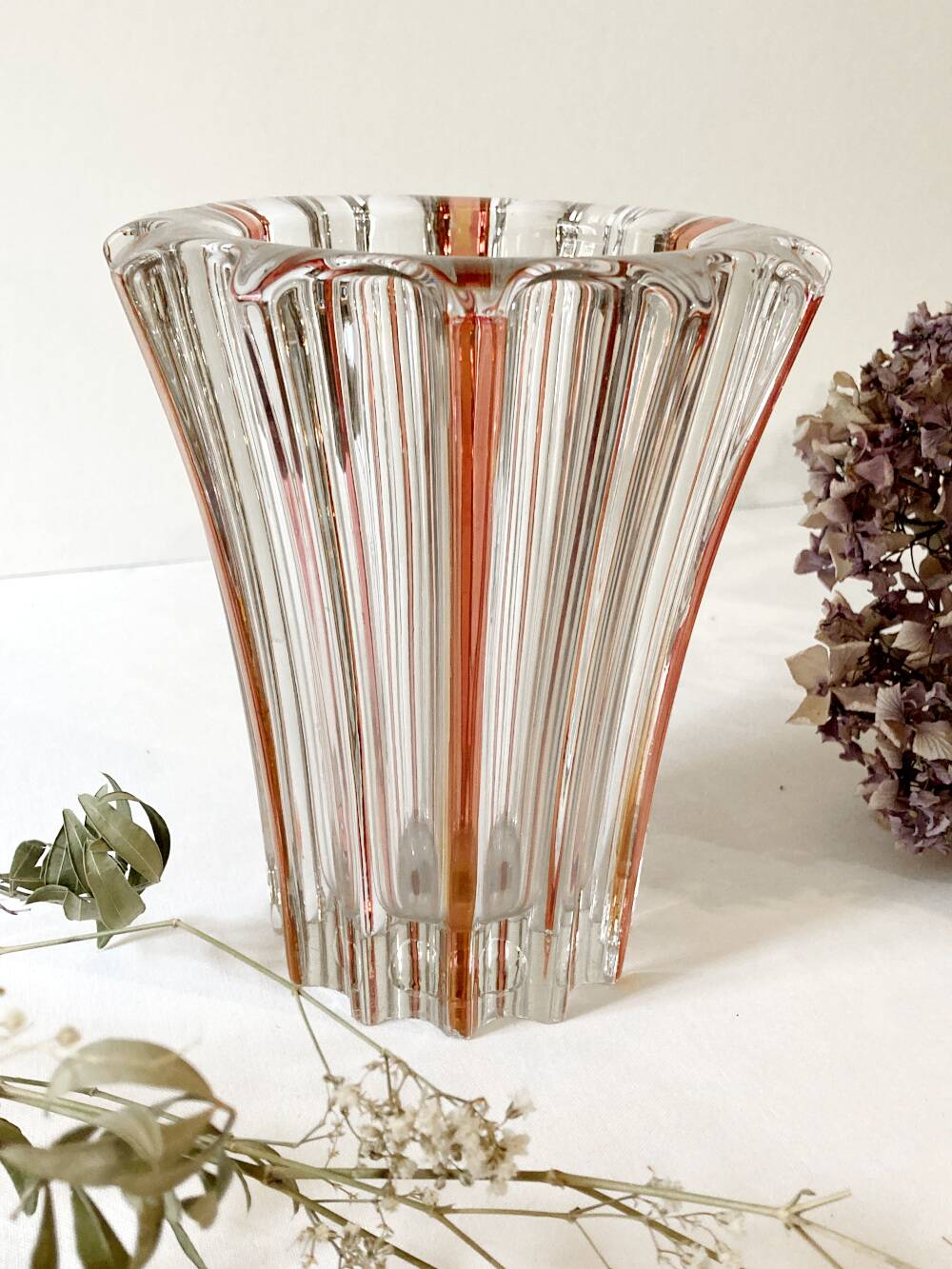 Glass vase signed Pierre D'Avesn, 1940s