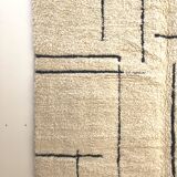 Moroccan Berber carpet Beni Ouarain Ecru with geometric black motifs 3, 04x1, 86m