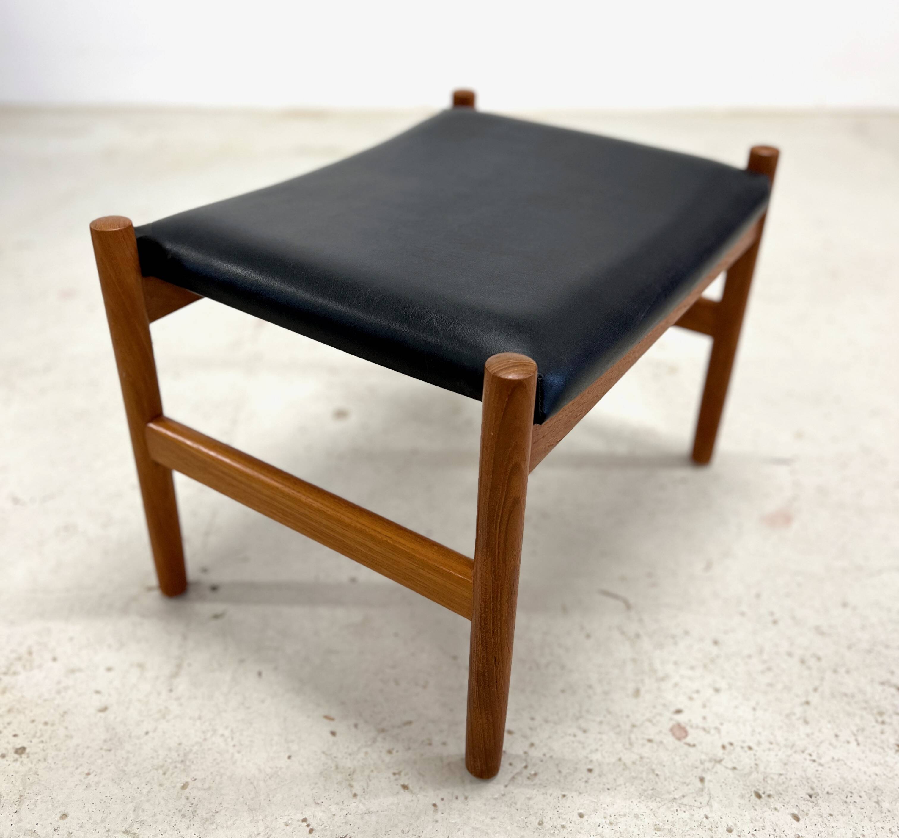 Vintage Danish Teak Footstool By Hugo Frandsen For Spøttrup, 1960s.