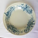 Vintage hollow round serving dish from K&G Luneville hunting