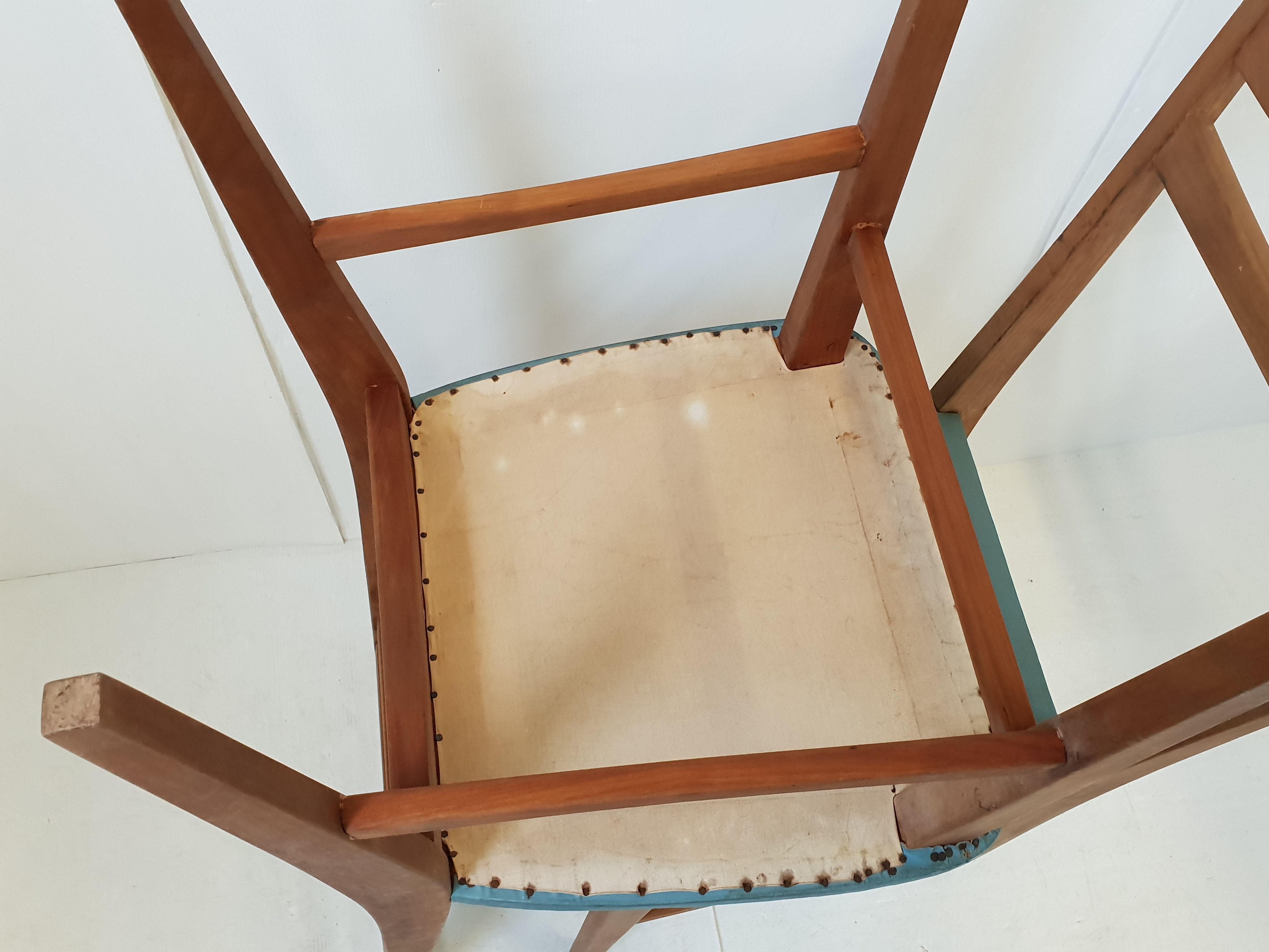 Suite of 4 vintage chairs 1950