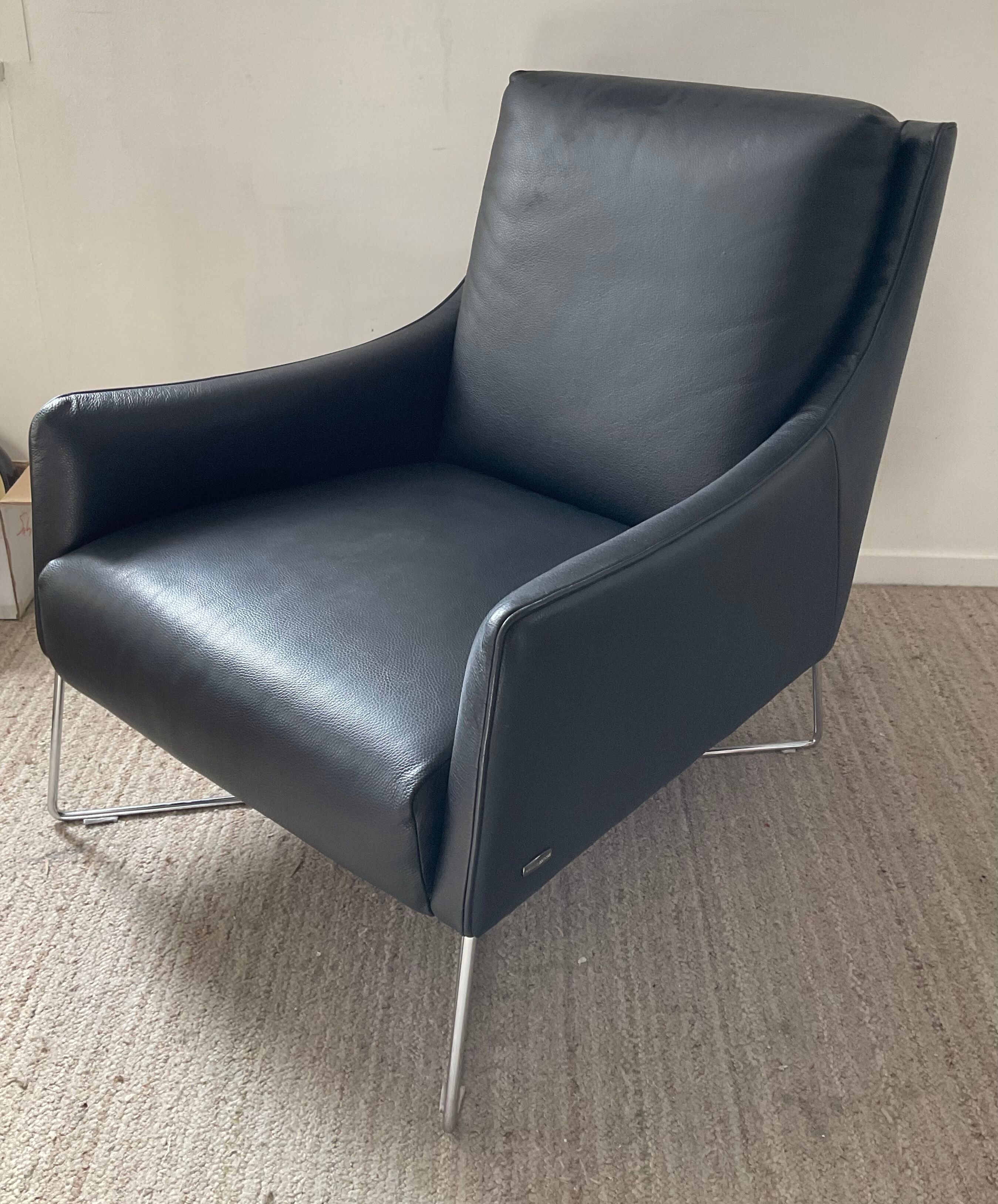 Leather armchair Natuzzi editions Italy