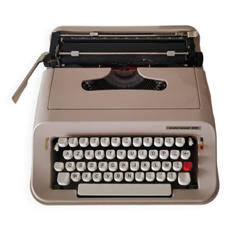 machine à écrire Underwood 319