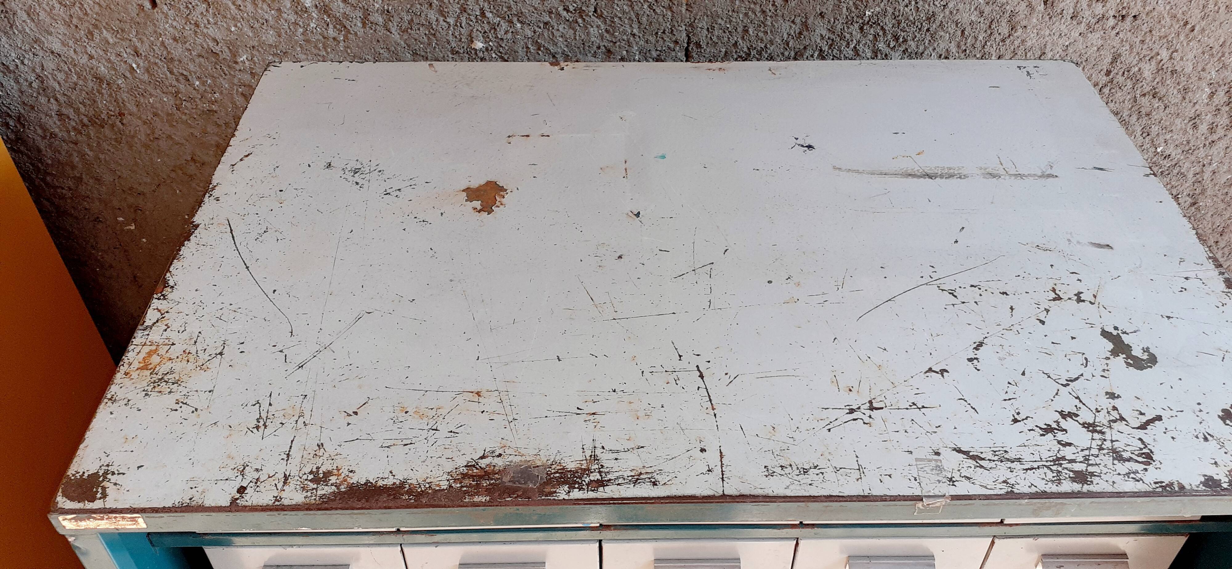 Industrial furniture Tiro-Clas