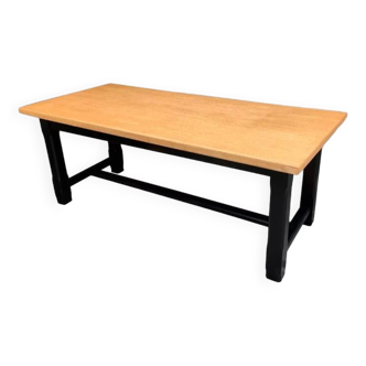 Farm table in solid oak and matte black legs