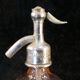 Ancien siphon de bistrot eau de seltz rose saumon grande limonade de vichy