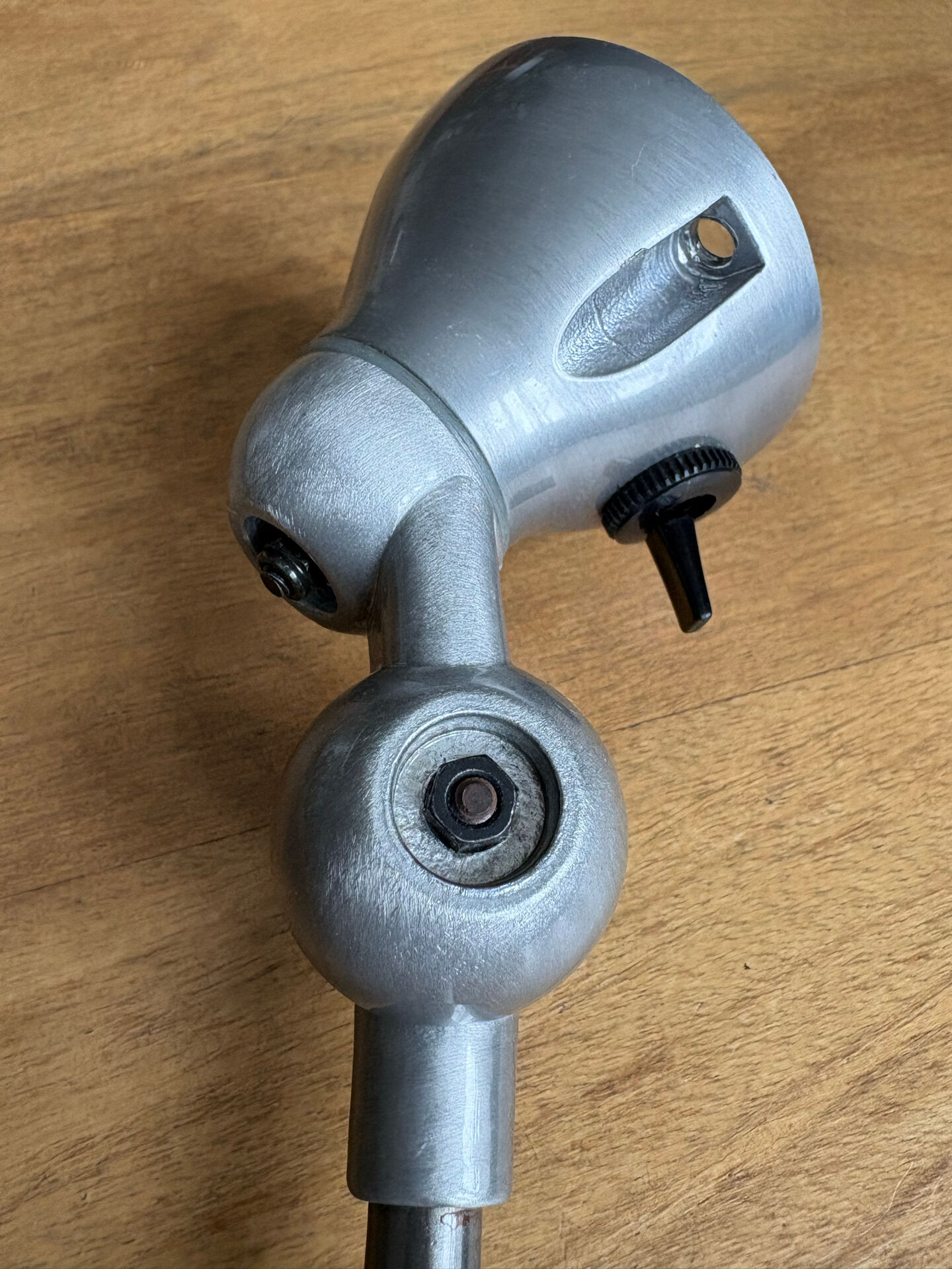 Lampe Jieldé Signal Édition Limitée 60 ans – Acier Brossé – N°6236