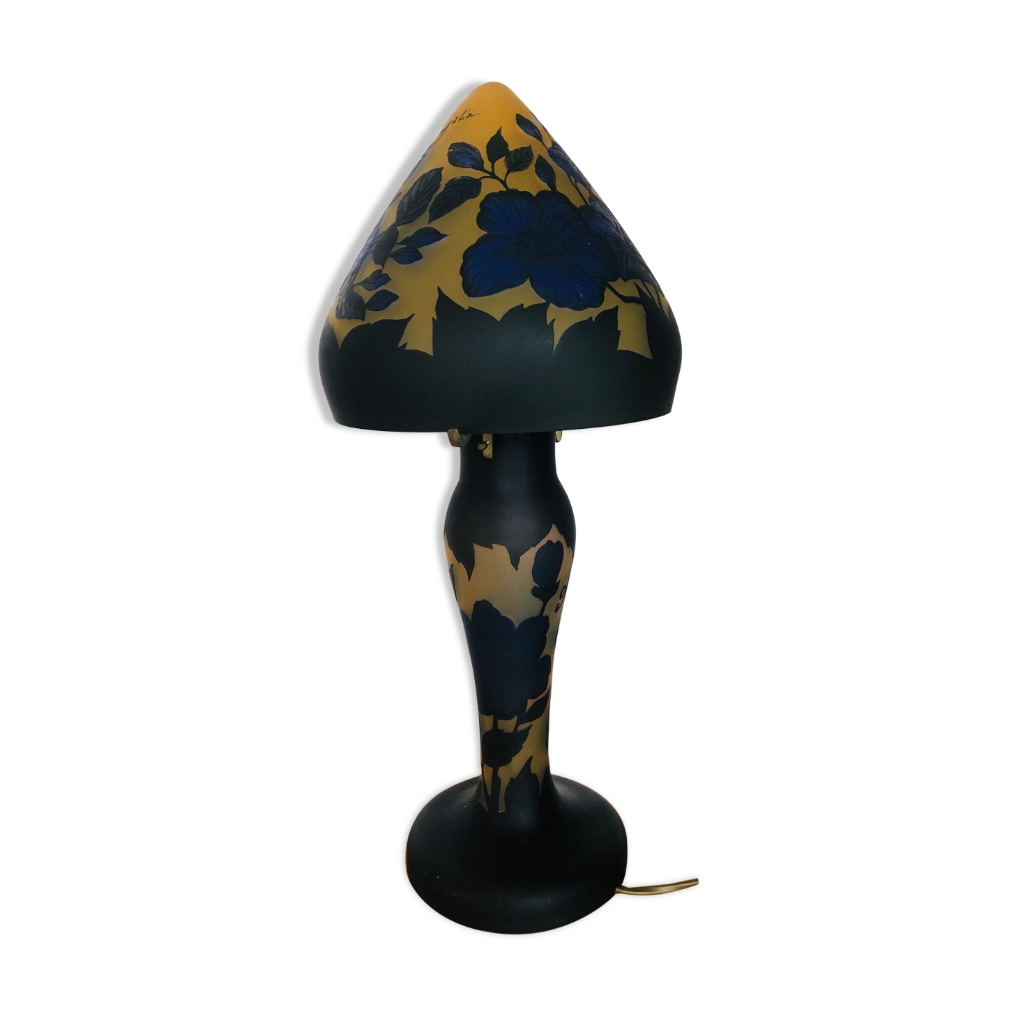 Glass paste lamp