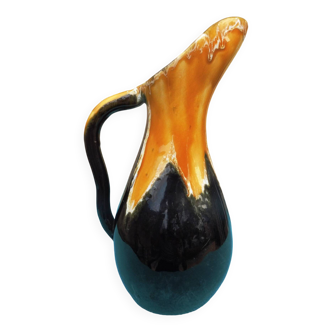 Vallauris water pitcher